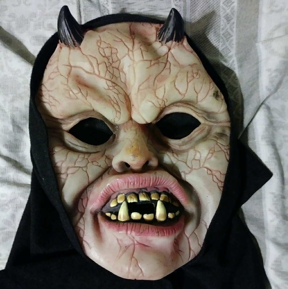 Halloween mask